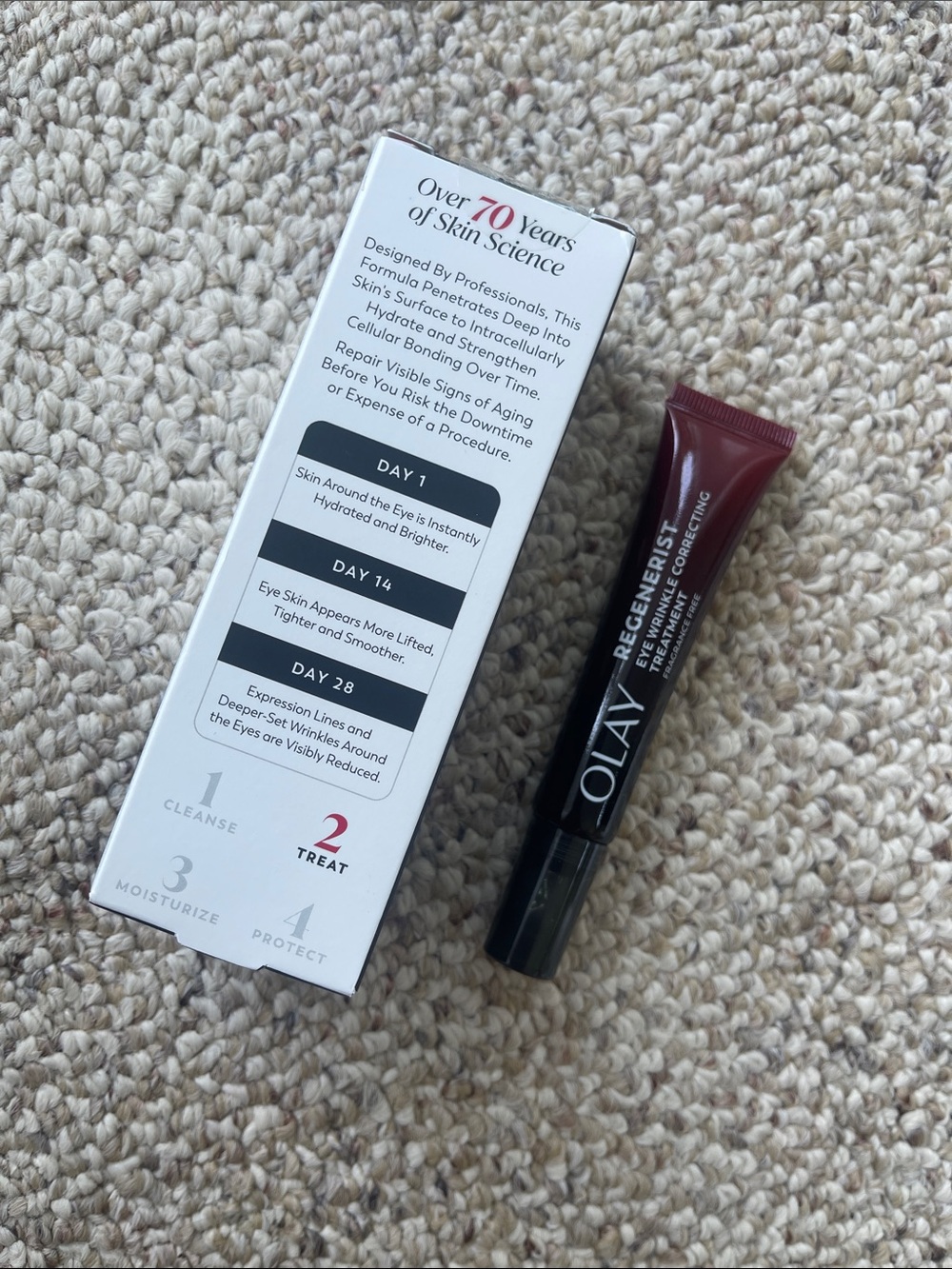 OLAY Regenerist Eye Wrinkle Correcting Treatment - Picture 3 of 4